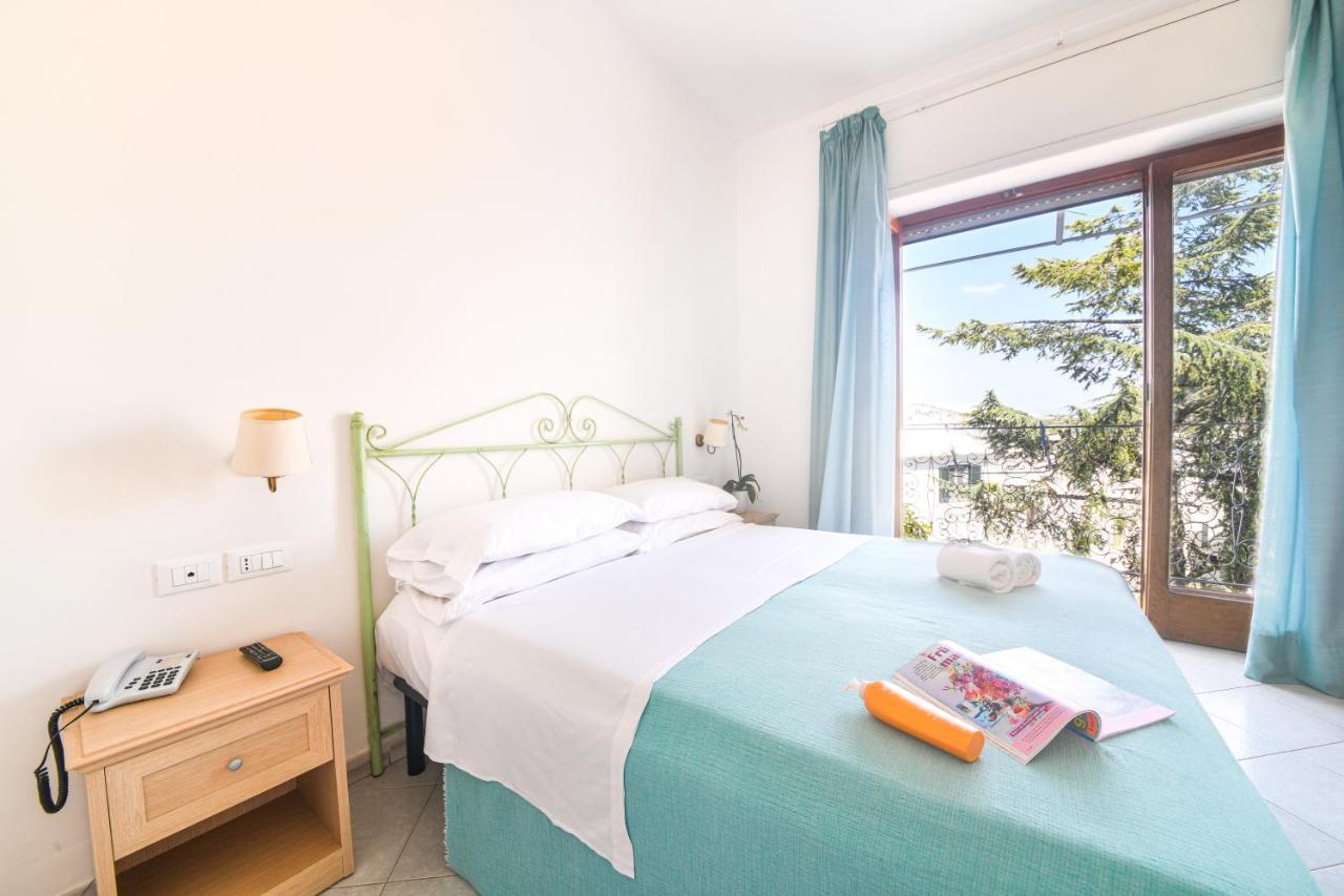 איסקיה Hotel Europa מראה חיצוני תמונה