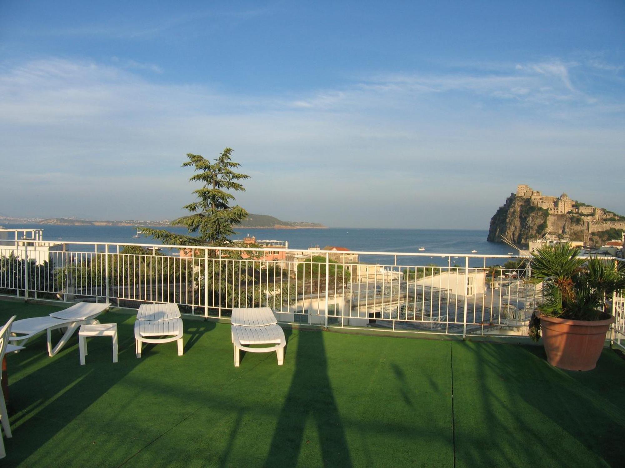 איסקיה Hotel Europa מראה חיצוני תמונה