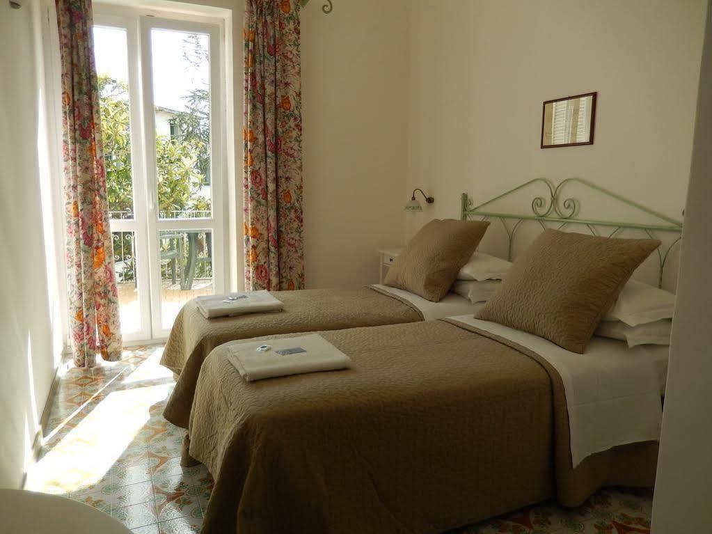איסקיה Hotel Europa מראה חיצוני תמונה