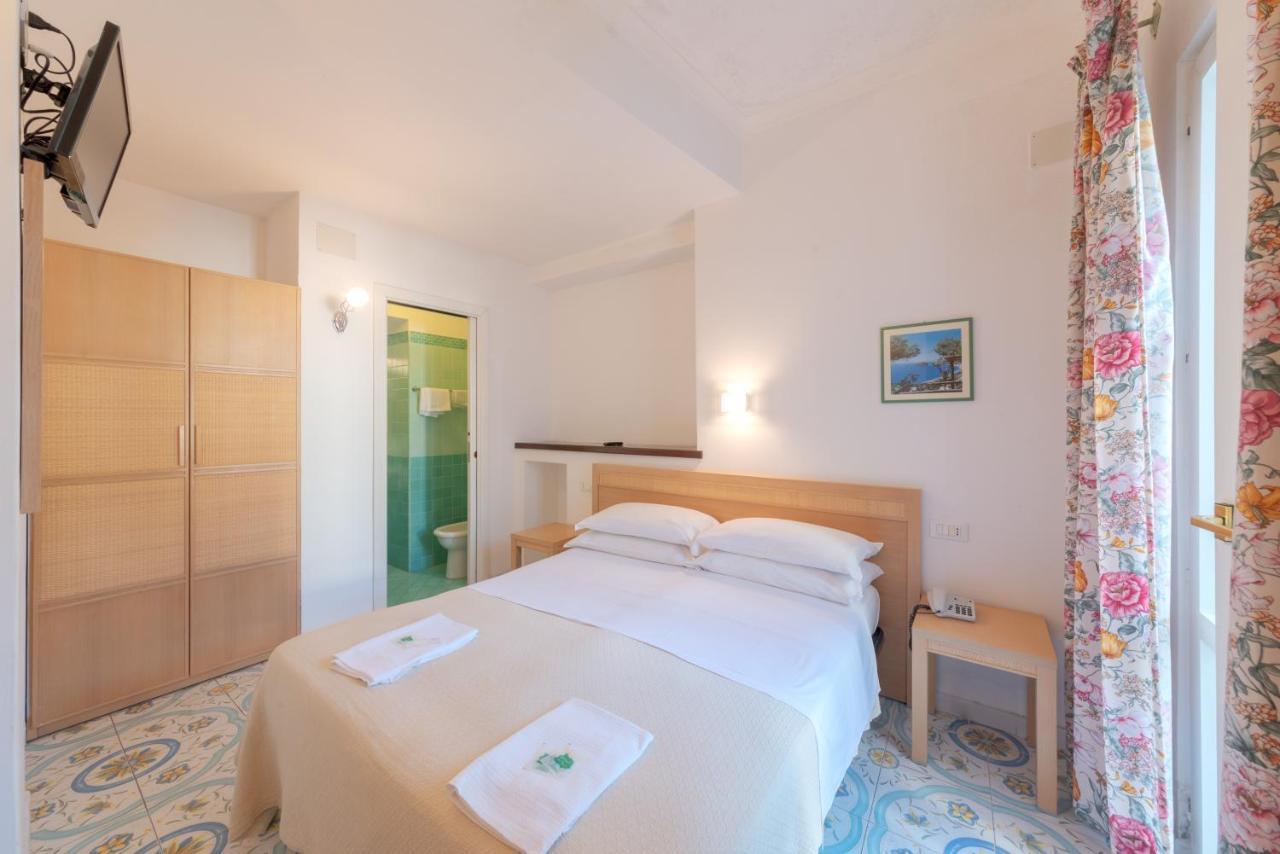 איסקיה Hotel Europa מראה חיצוני תמונה