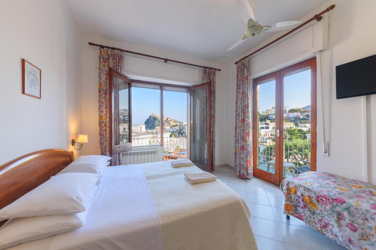 איסקיה Hotel Europa מראה חיצוני תמונה